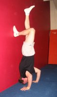 Handstand push up - wall assist correct